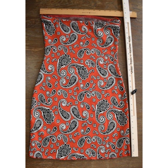 Urban Outfitters Orange/Red Paisley Print Strapless Tube Knit Dress - Picture 5 of 6
